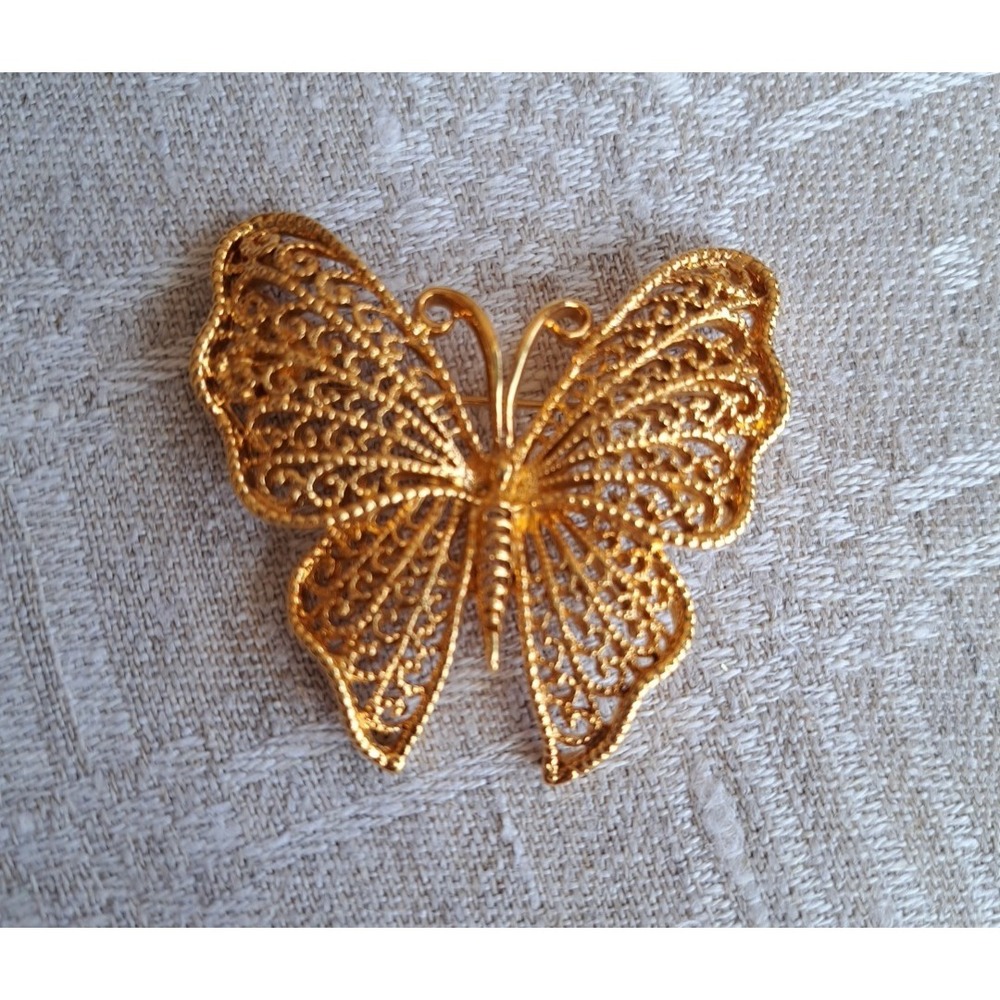 Napier Vintage Gold Tone Filigree Butterfly Brooch 2"